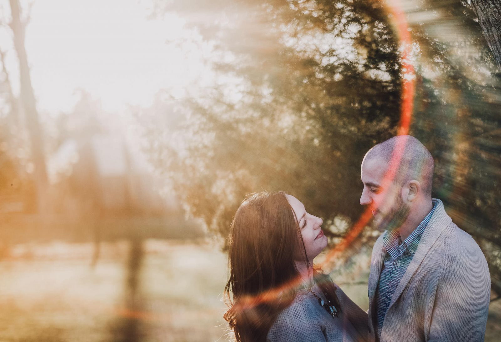 Tạo hiệu ứng lens flare nghệ thuật cho chân dung ngoài trời