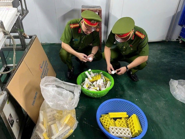 Viên sủi C giả chứa chất bảo quản vượt 33 lần: Báo động đỏ cho sức khỏe