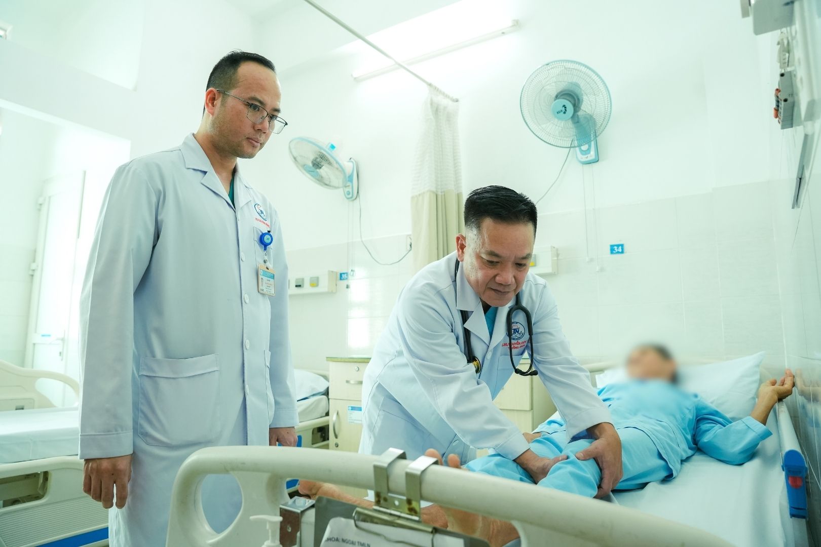 Khí CO₂ thay chất cản quang iod: cơ hội mới cho bệnh nhân suy thận nặng