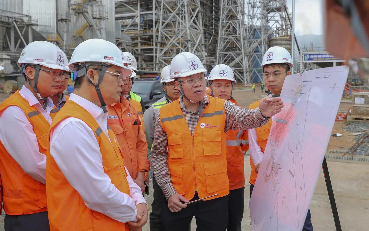 Nhu cầu điện quý IV tăng 11,3%: EVN có đủ sẵn sàng?