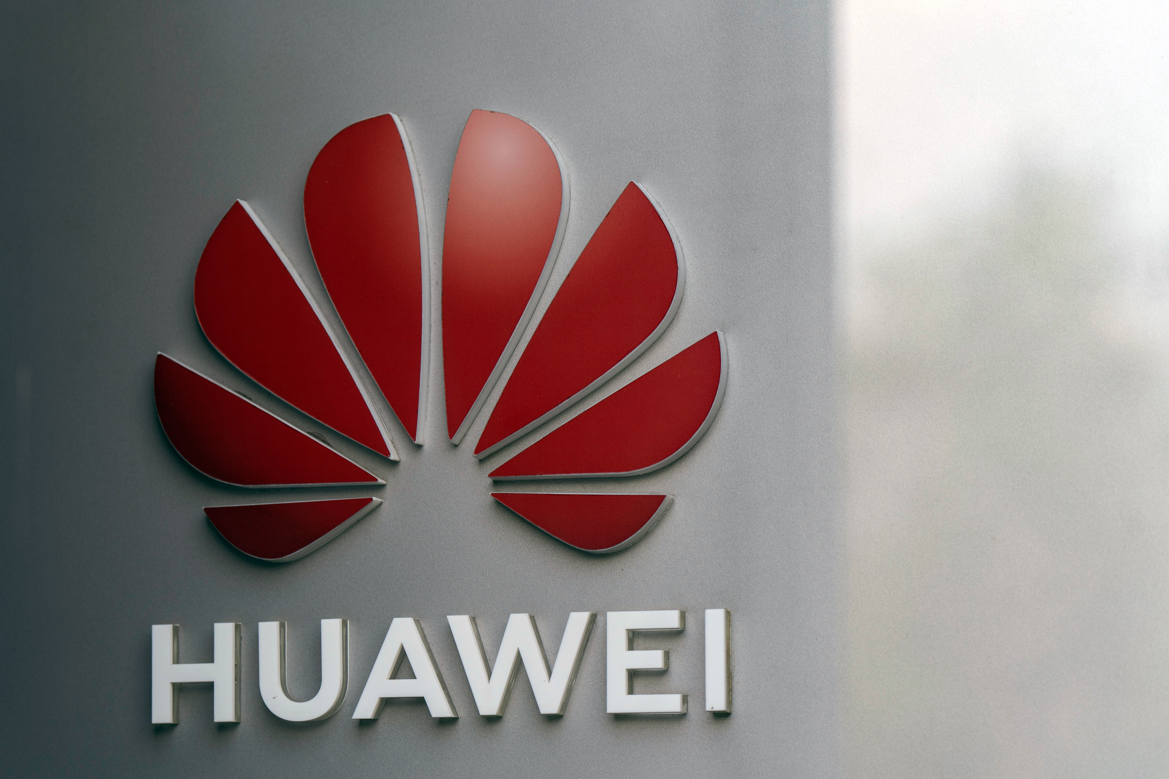 Qualcomm cấp phép LogicFolding của Huawei: liên minh mới trong chip AI