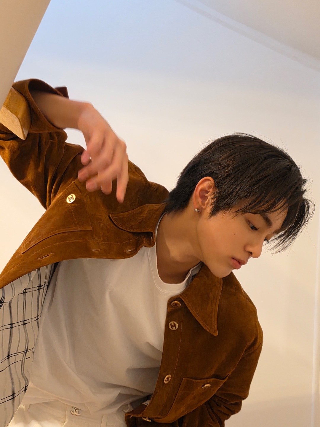 Keonho (CORTIS) tỏa sáng một mình tại show Chanel
