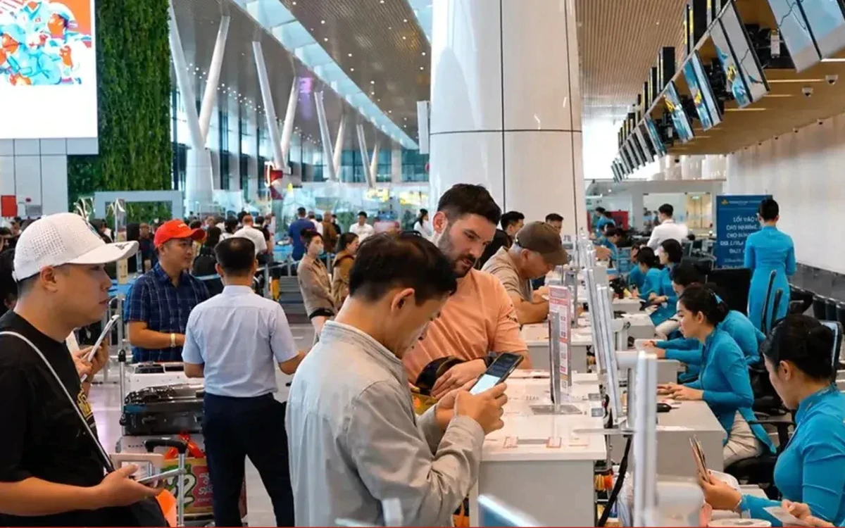 Giá vé máy bay Tết tăng vọt dù đội tàu bay lập kỷ lục