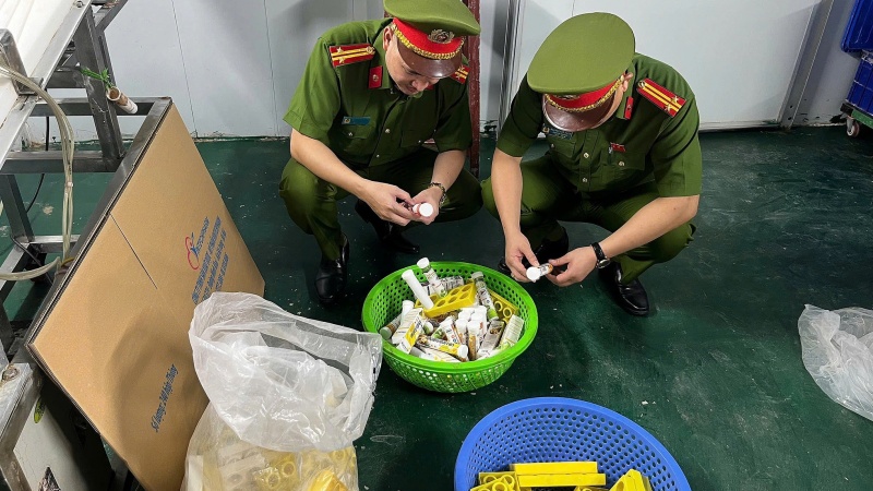 1,2 triệu lọ sủi C giả: Báo động sức khỏe và cách tự bảo vệ