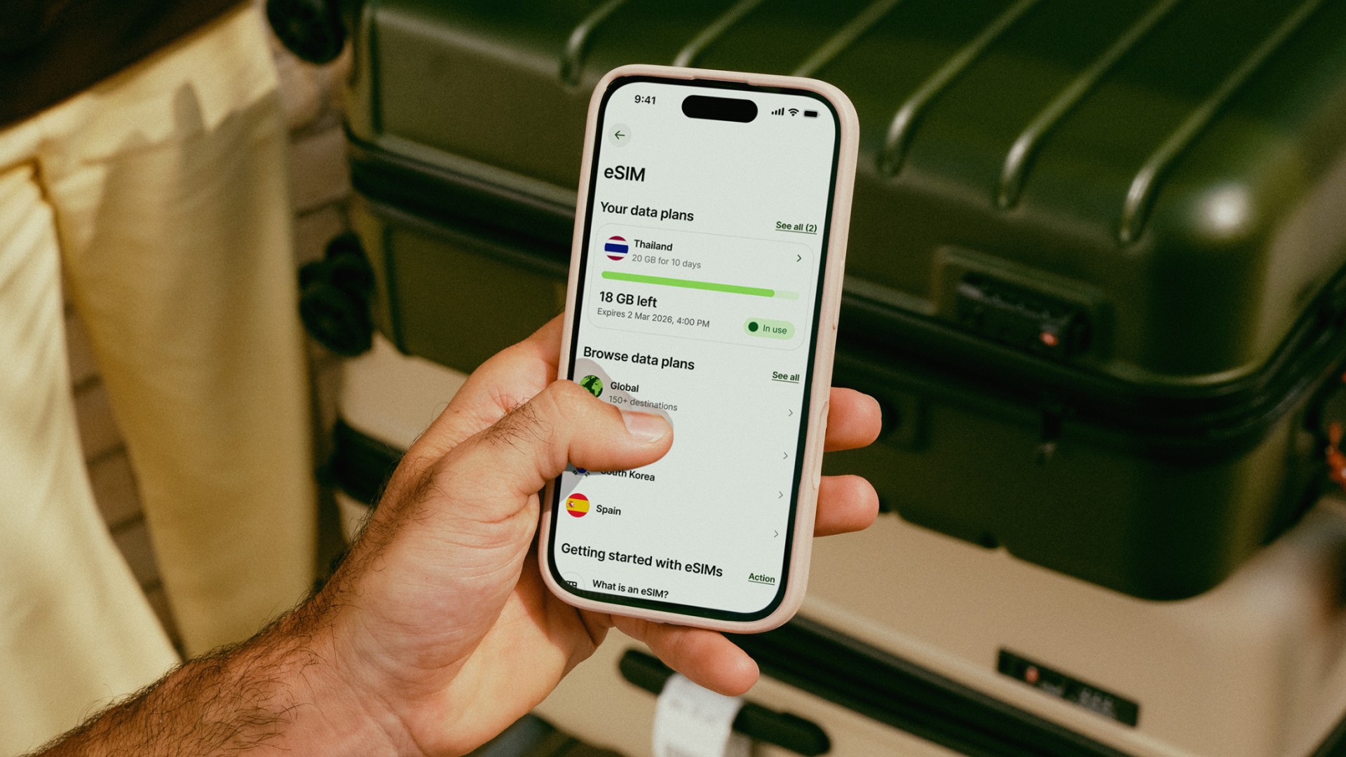 Pembayaran QR Global & eSIM Tersuai Dalam Satu Aplikasi