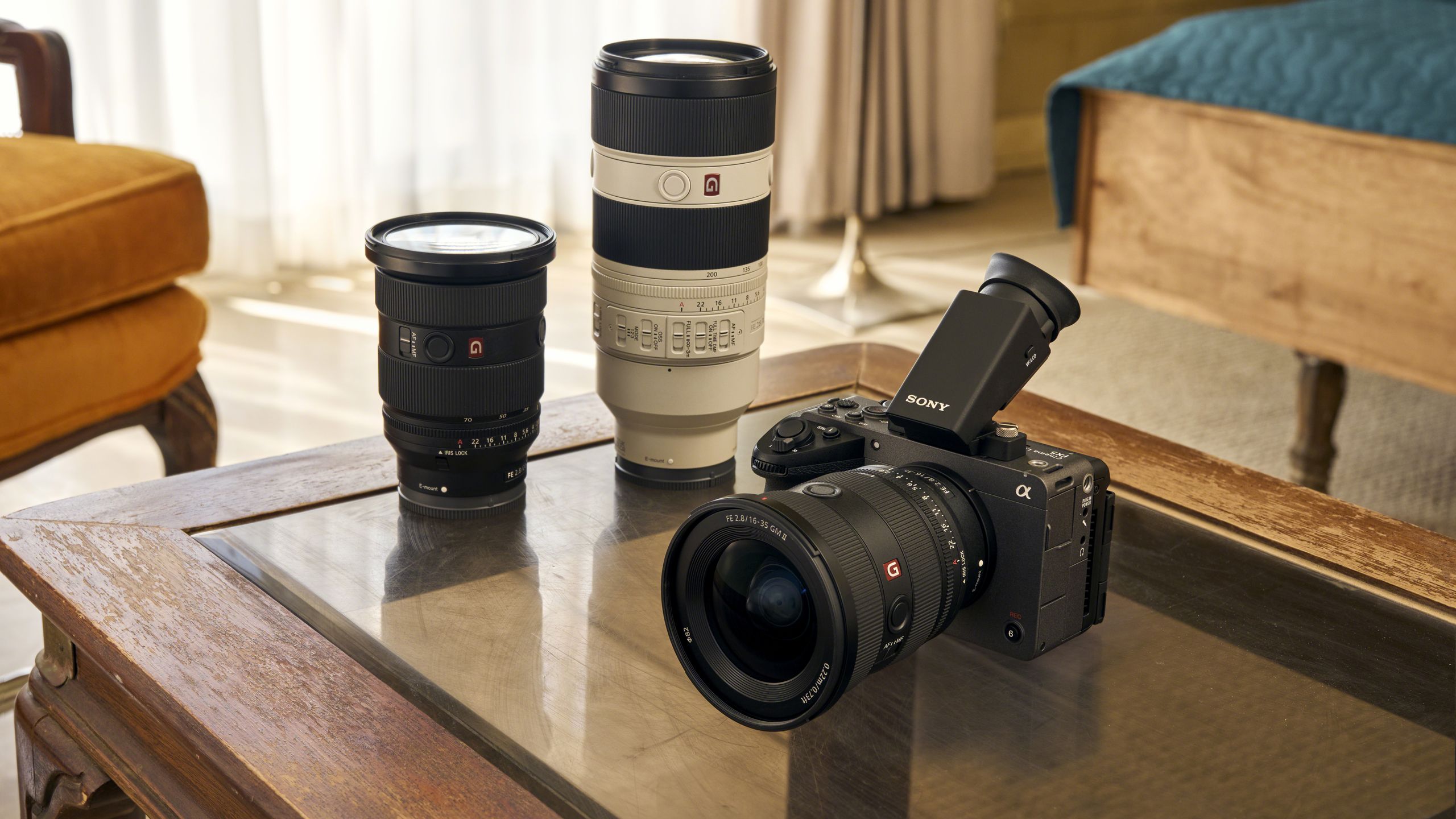 Sony FX5 và lỗi LCD phía sau: dấu hiệu khủng hoảng chất lượng?
