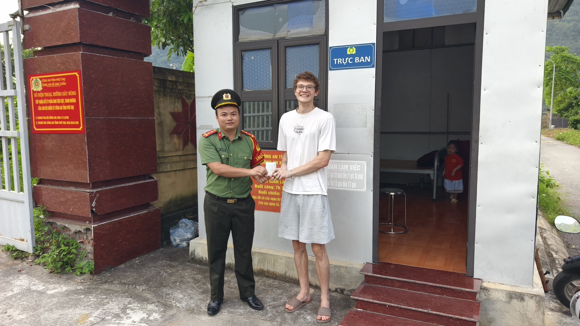 Từ chiếc ví thất lạc đến bài học về dịch vụ du lịch chuyên nghiệp