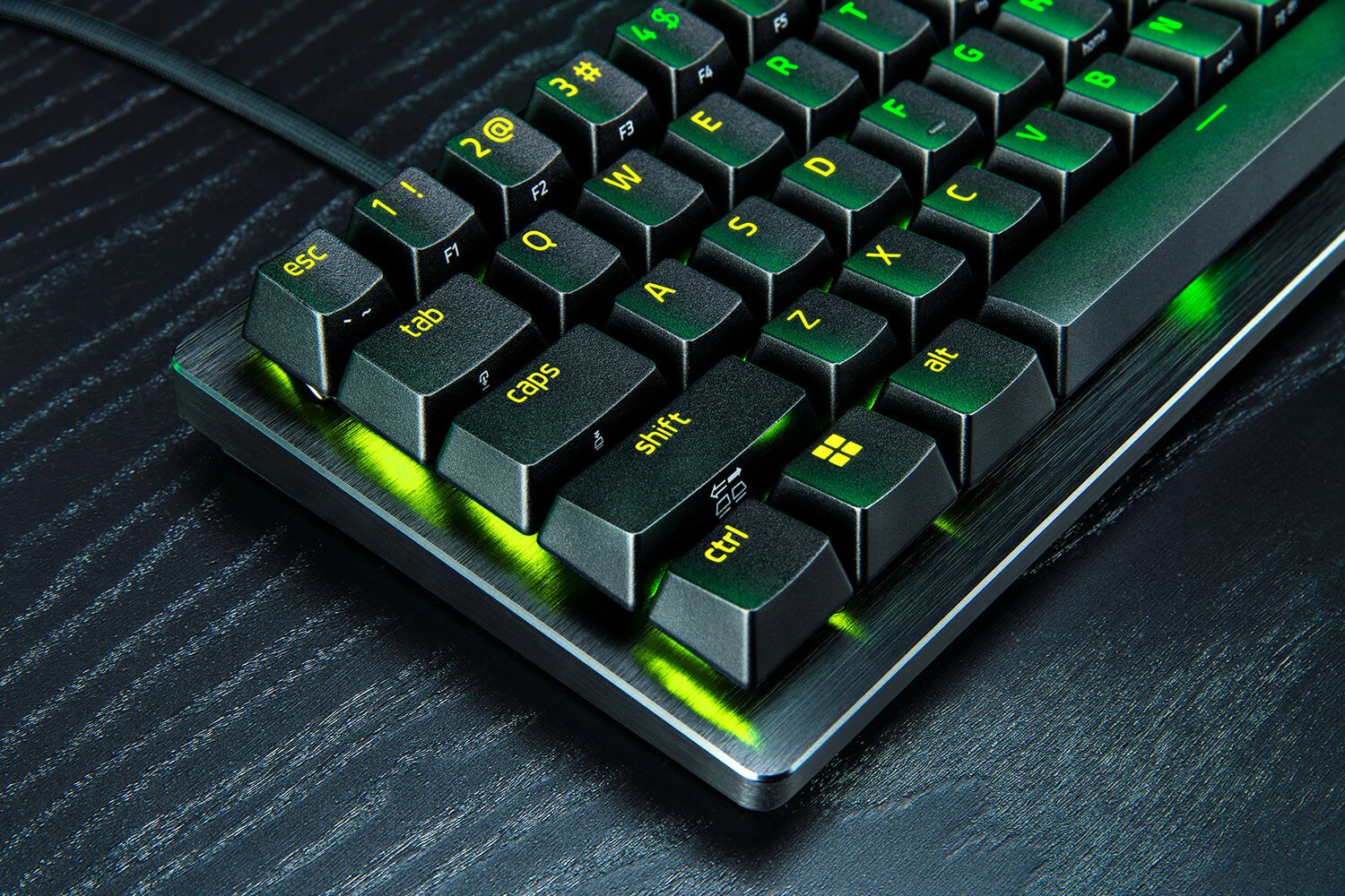 Huntsman V3 Pro Mini 8KHz: Keyboard E-sukan 60% Paling Serius?