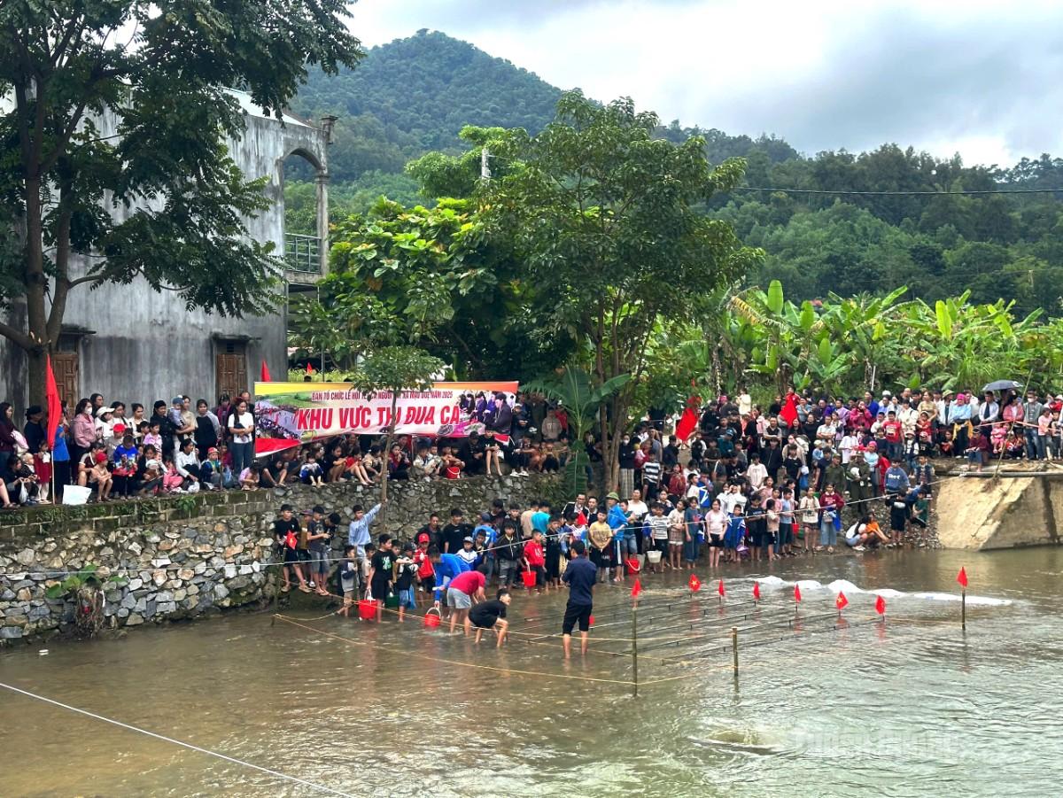 Nghệ nhân làng nghề mang di sản vào lớp học