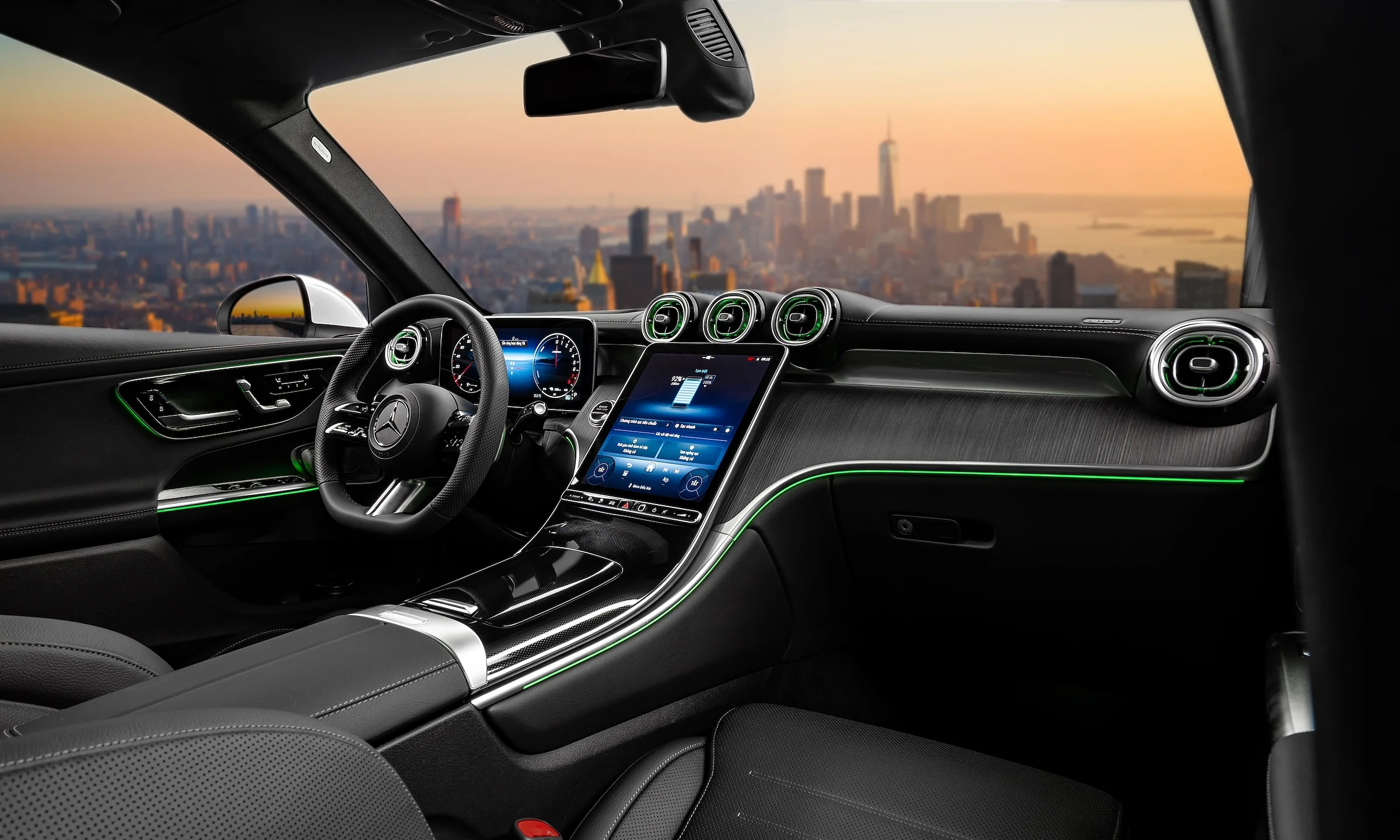 Mercedes GLC PHEV giảm hơn 300 triệu: có đáng chọn hơn SUV điện thuần?