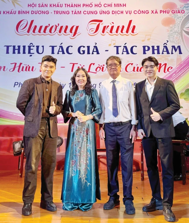 Những giọng ca trẻ giữ gìn di sản âm nhạc truyền thống