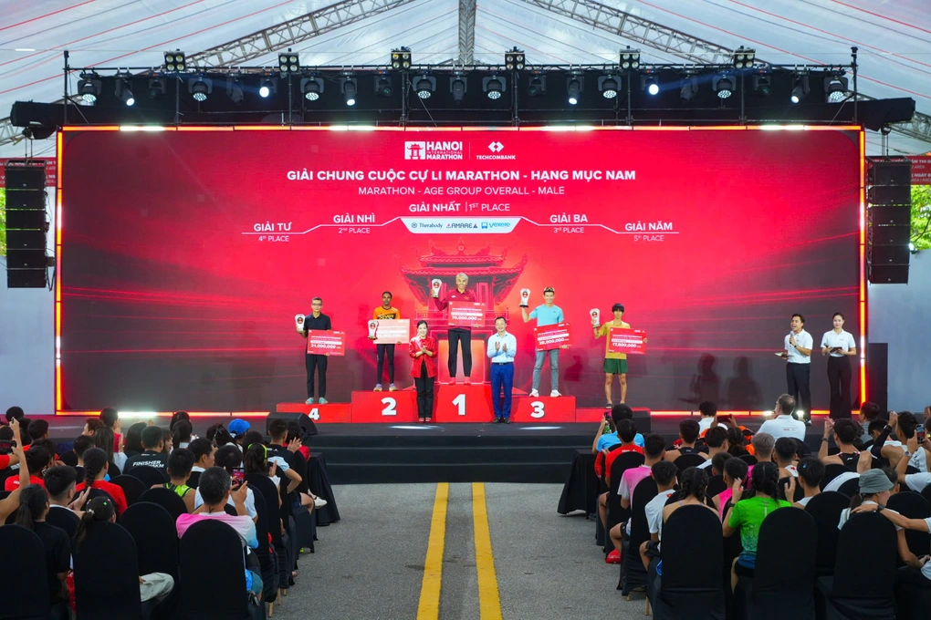 Kỷ lục marathon nữ mới tại Hà Nội và những bước chạy lịch sử