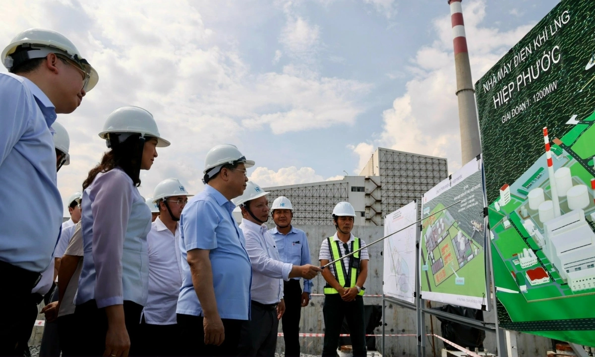 Chỉ 1/18 dự án điện khí LNG bám tiến độ: Cảnh báo an ninh năng lượng phía Nam