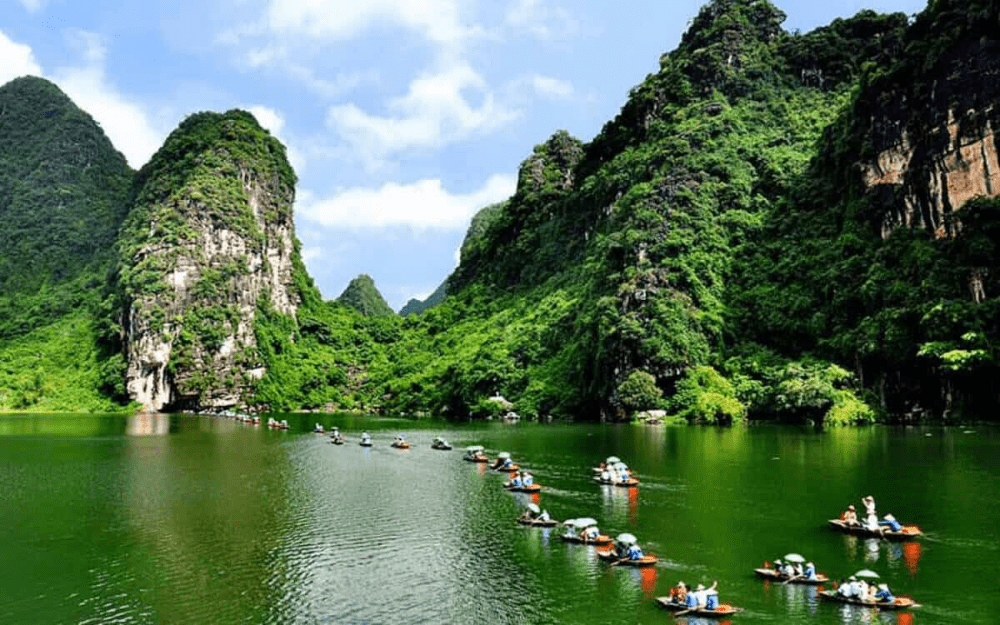 Ninh Bình và Khánh Hòa trên đường thành phố trực thuộc Trung ương