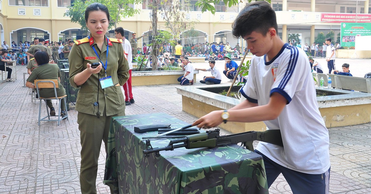 Cấm dạy trực tuyến Giáo dục quốc phòng an ninh: hợp lý nhưng sẽ khó