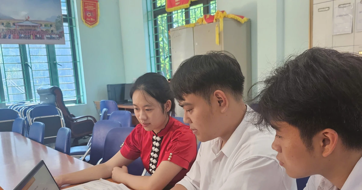 Học liệu số và công nghệ kéo gần lớp học vùng biên