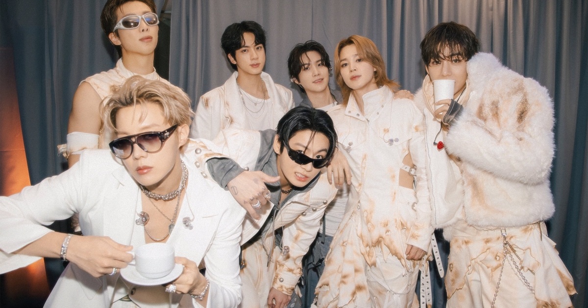Từ BTS đến BLACKPINK: cú nhảy toàn cầu của thời trang Việt