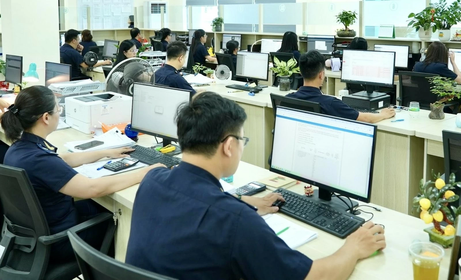 Cổng một cửa quốc gia mở rộng và cú huých cho phân cấp thủ tục xuất nhập khẩu