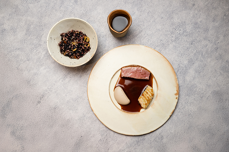 Đầu bếp Việt đưa ẩm thực truyền thống vào fine dining đương đại