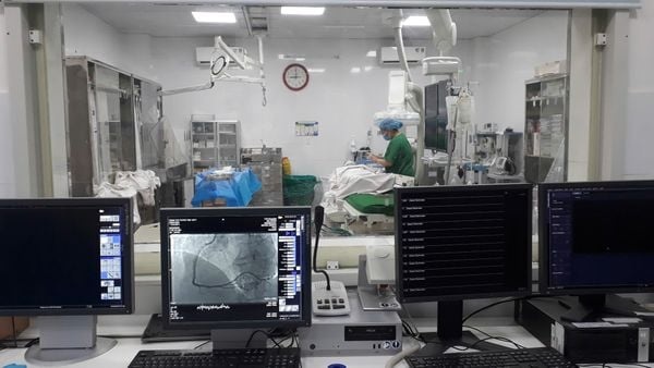 Những dấu hiệu sớm đột quỵ dễ bị bỏ qua khi bạn còn trẻ