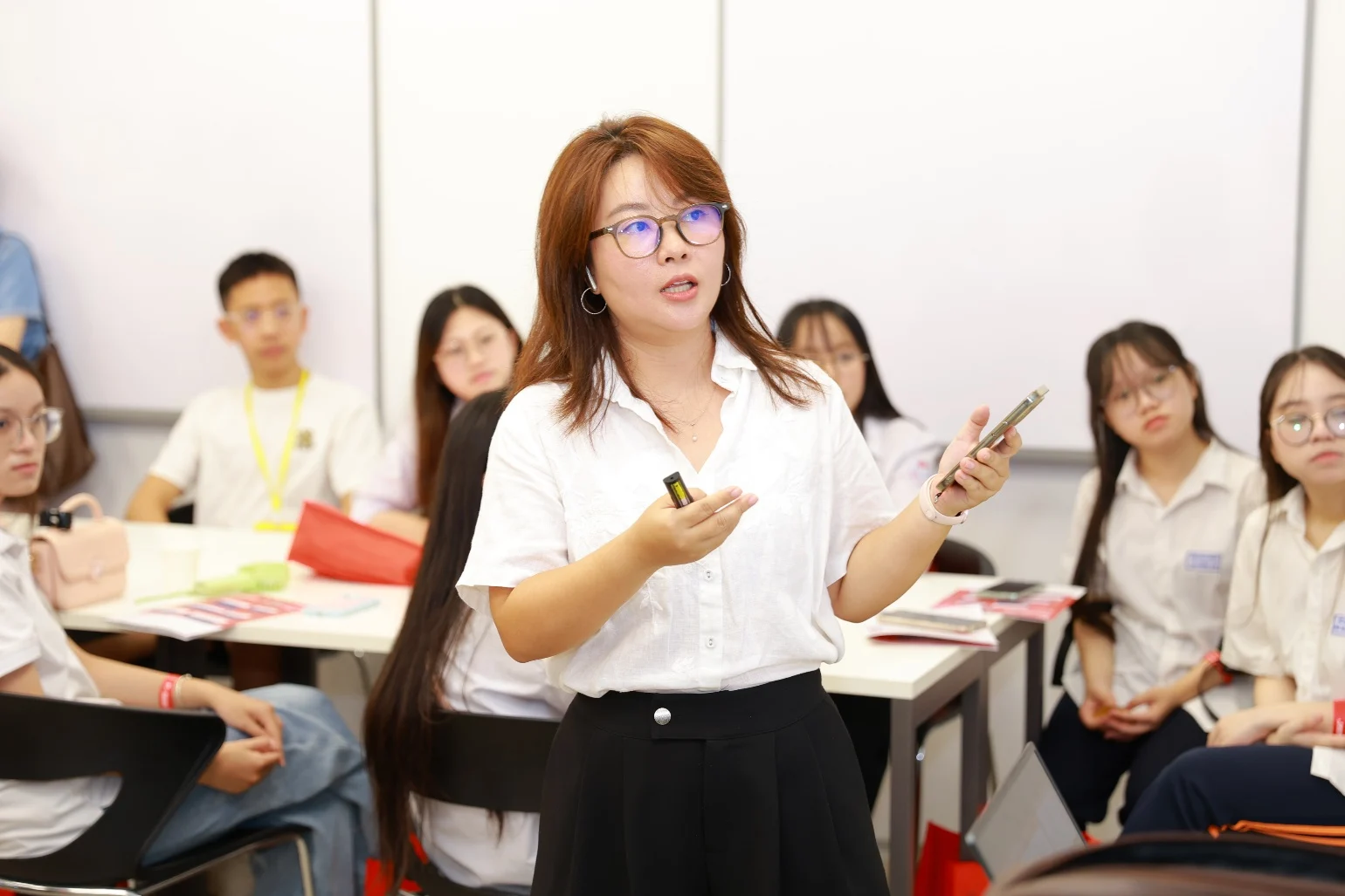 Đại học và doanh nghiệp bắt tay nâng kỹ năng tài chính cho sinh viên