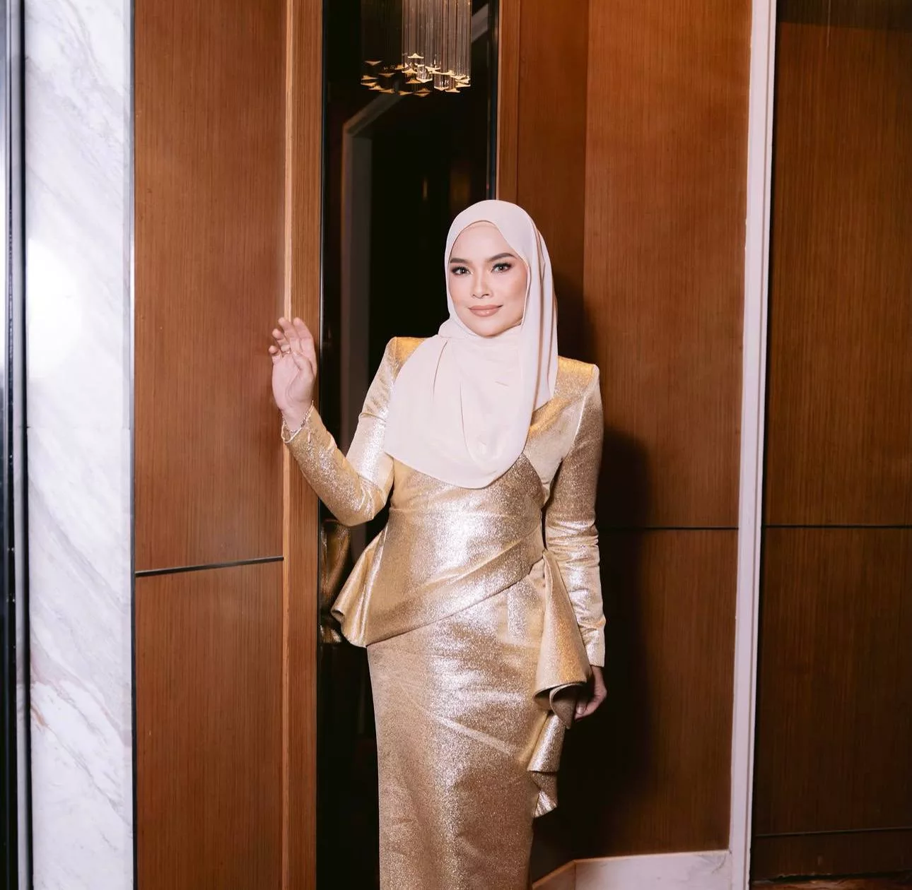 Penyanyi Veteran Pertahankan Dua Versi Lagu Klasik: Masing-Masing Ada Aura Sendiri