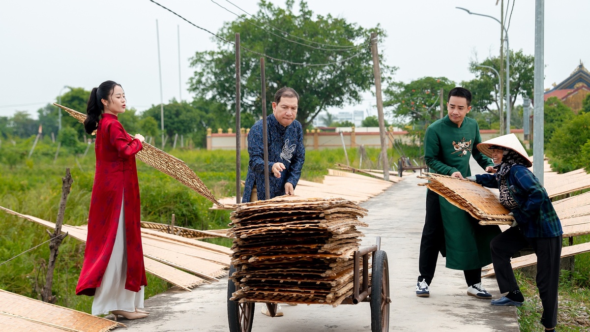 Làng nghề bánh đa đỏ Hải Phòng: Giữ lửa công nghệ trăm năm giữa thời kinh tế thị trường