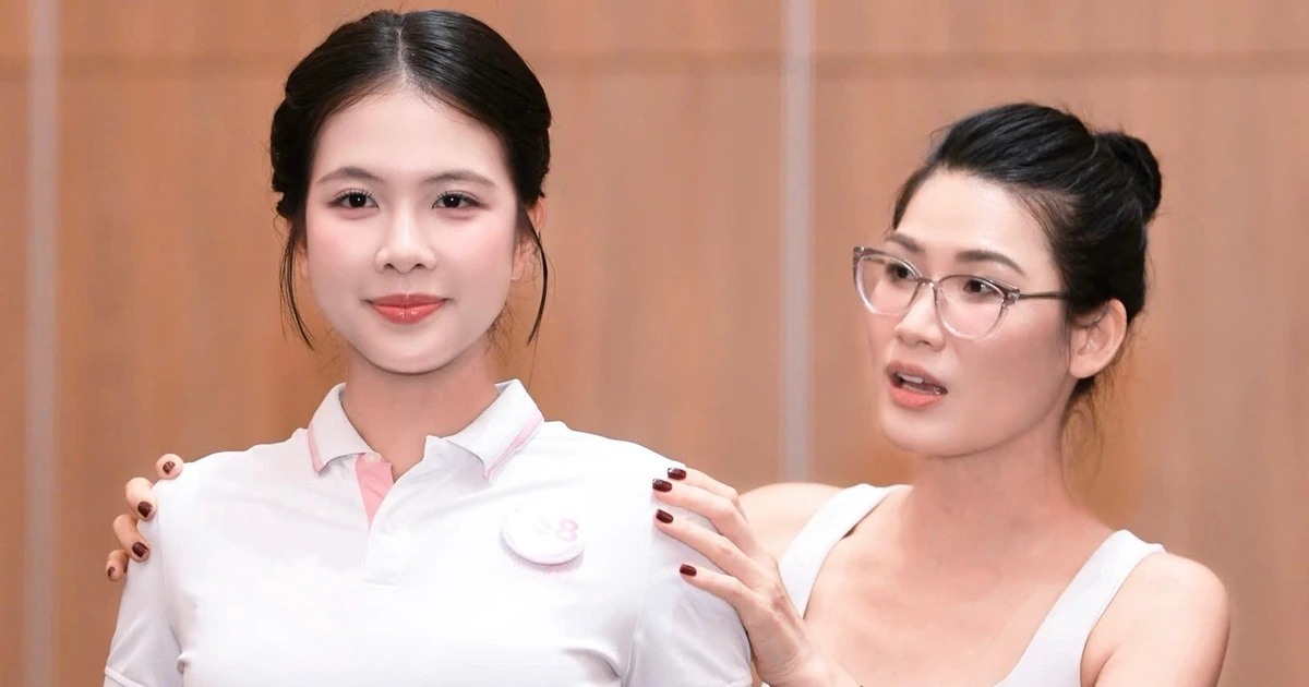 Chung khảo Hoa hậu Việt Nam: Hành trình áo dài và catwalk phía sau sân khấu