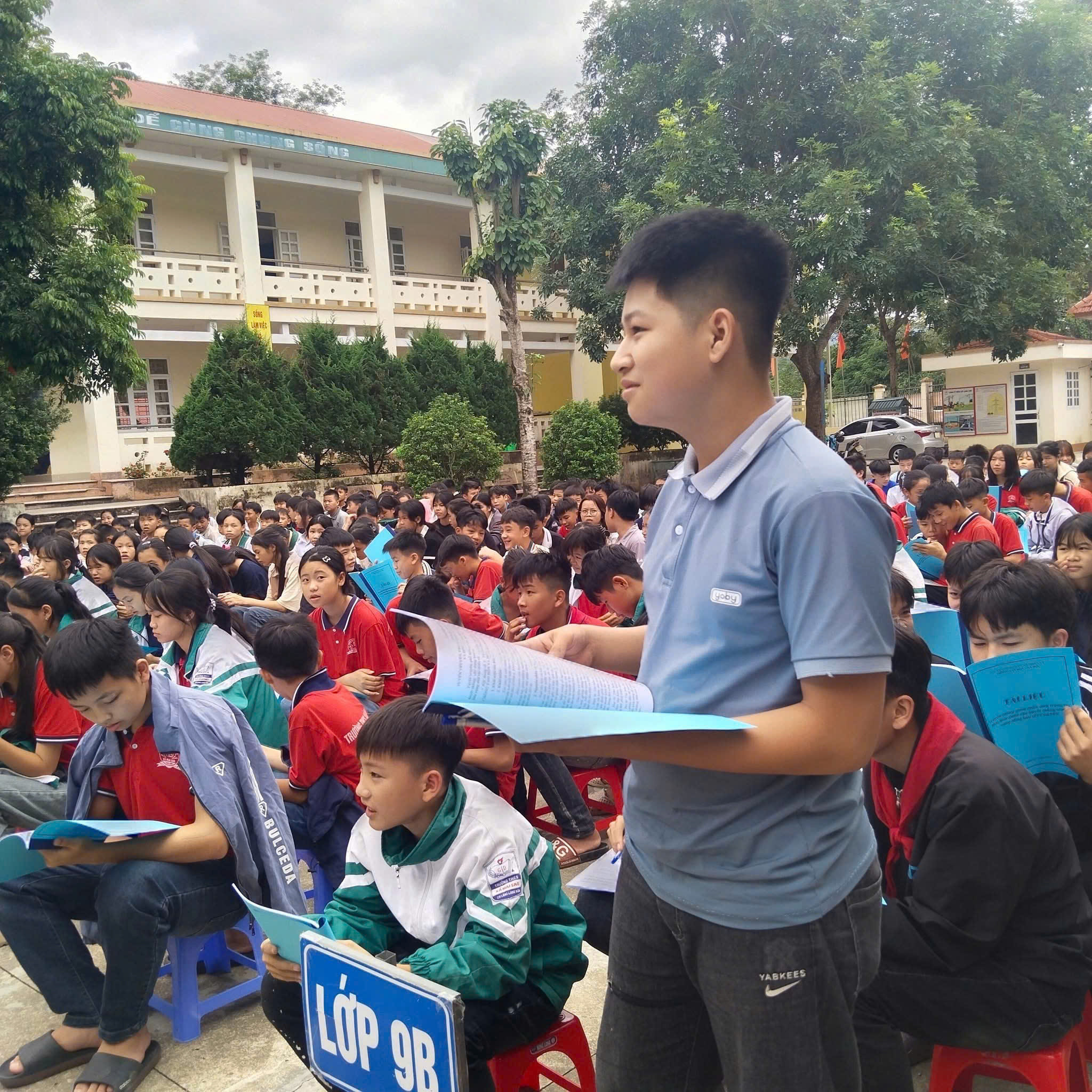 Giáo dục pháp luật và kỹ năng tự bảo vệ từ trường học đến cộng đồng