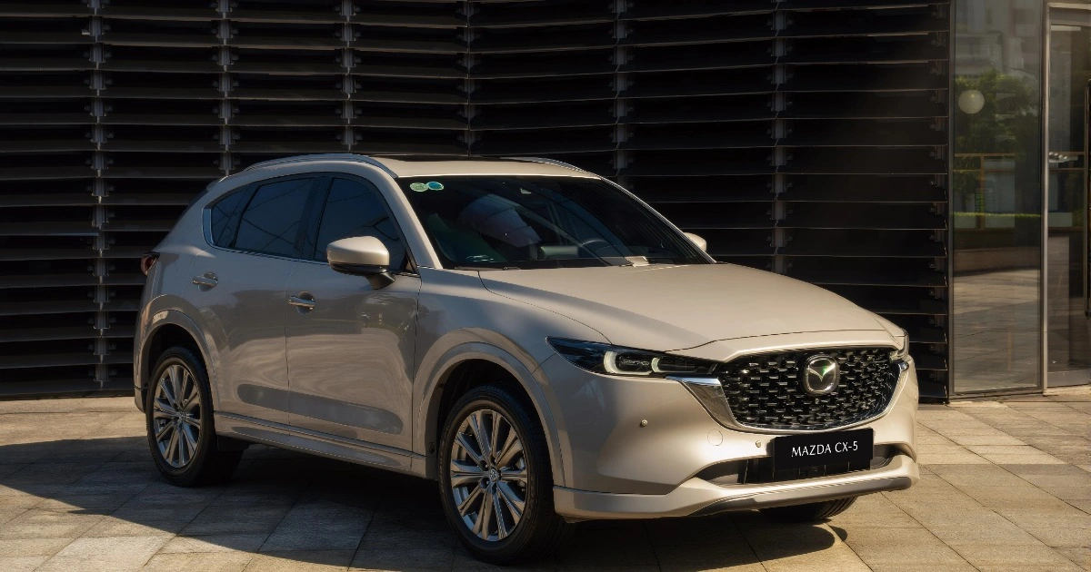 Mazda ưu đãi tháng 10: 100% phí trước bạ cho CX-5, Mazda2 có đáng xuống tiền?