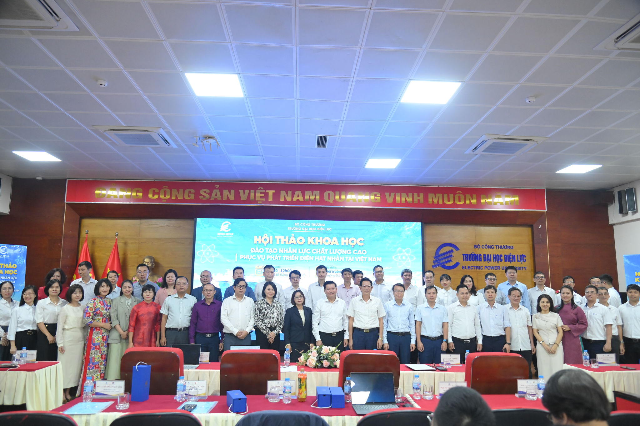 Việt Nam kiến tạo hệ sinh thái đào tạo nhân lực hạt nhân