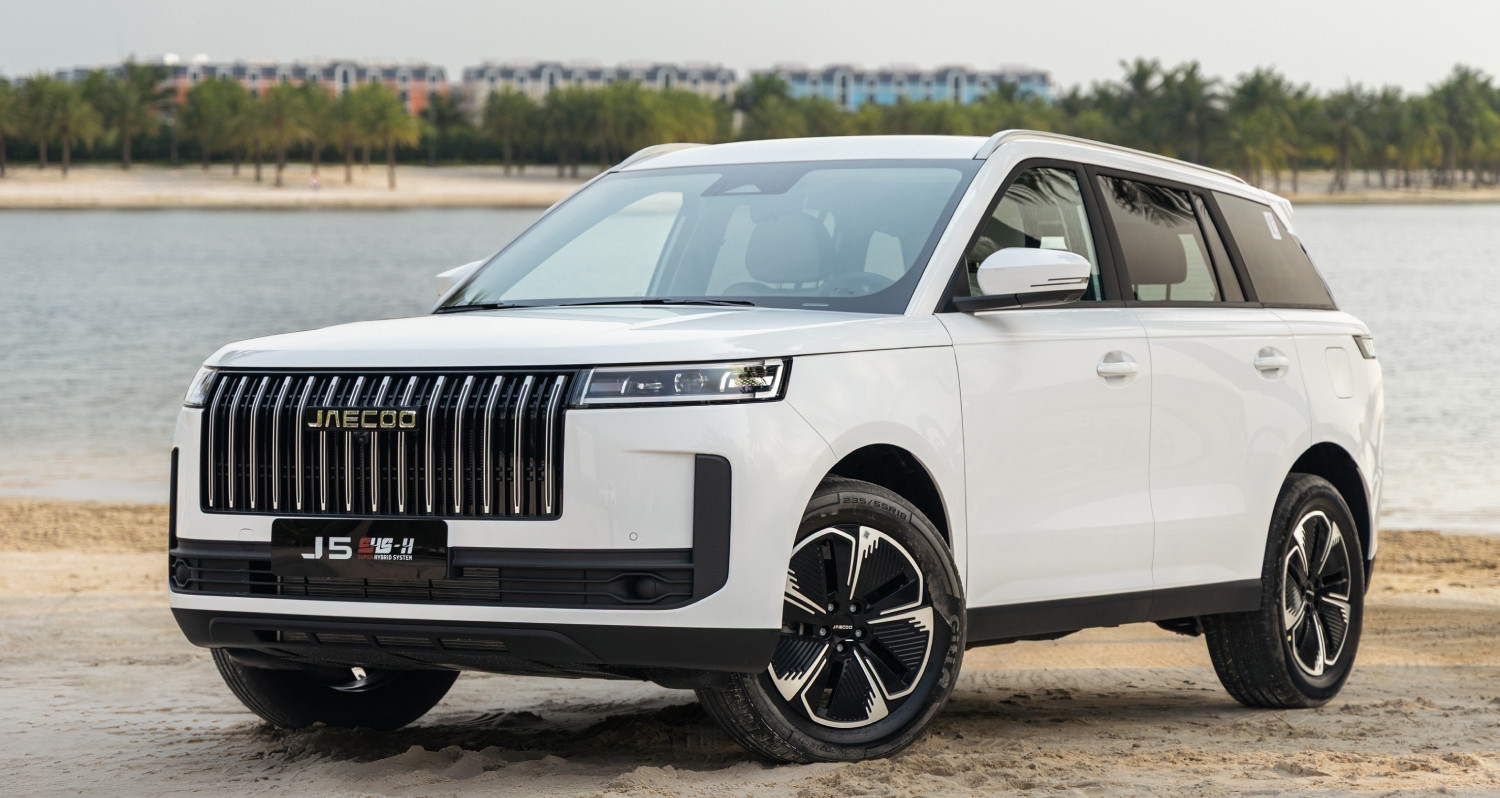 Cuộc đua giảm giá ô tô tháng 10: Nên mua SUV cỡ nhỏ Nhật nào?