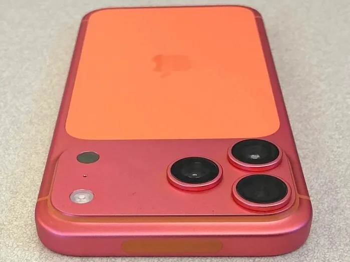iPhone 18 Pro phai màu, Xiaomi 18 Pro xuống cấp màn hình: báo động chất lượng flagship