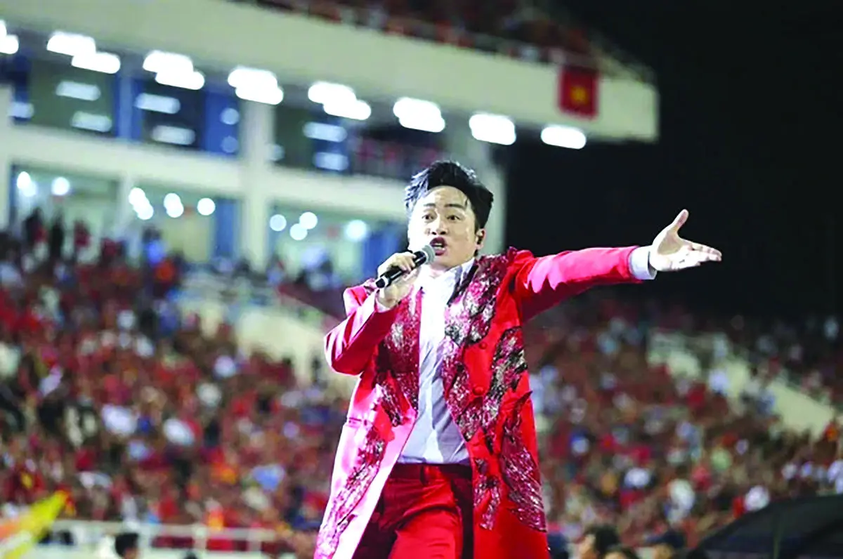 Tùng Dương và live concert lớn nhất: Bay về phía mặt trời