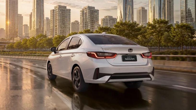 Honda City nâng cấp giữa vòng đời: Đáng tiền hay dè dặt?