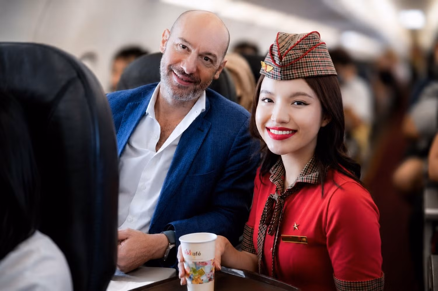 Vietjet mở đường bay mới tới Praha, Almaty, Maldives với vé 0 đồng