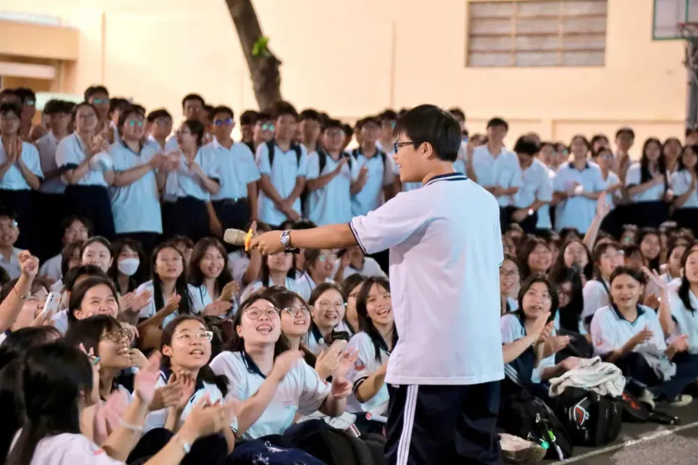 Giờ ra chơi không điện thoại: khi sân trường được trả lại cho học sinh
