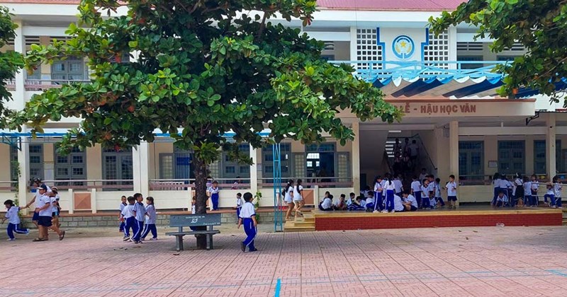 Các tỉnh siết chặt quản lý học thêm và xử lý ép buộc học sinh