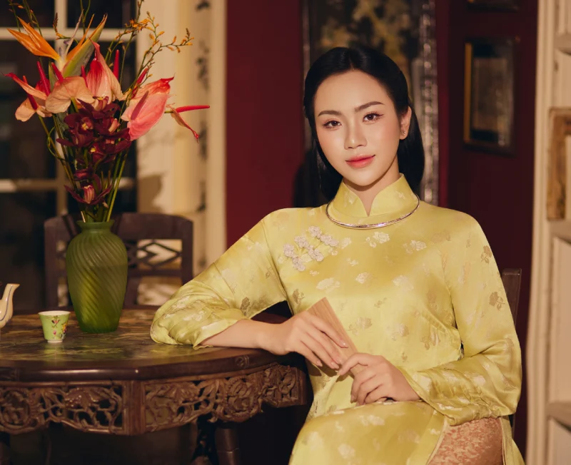 Nữ ca sĩ 22 tuổi chi hàng tỷ cho album thính phòng kết hợp AI