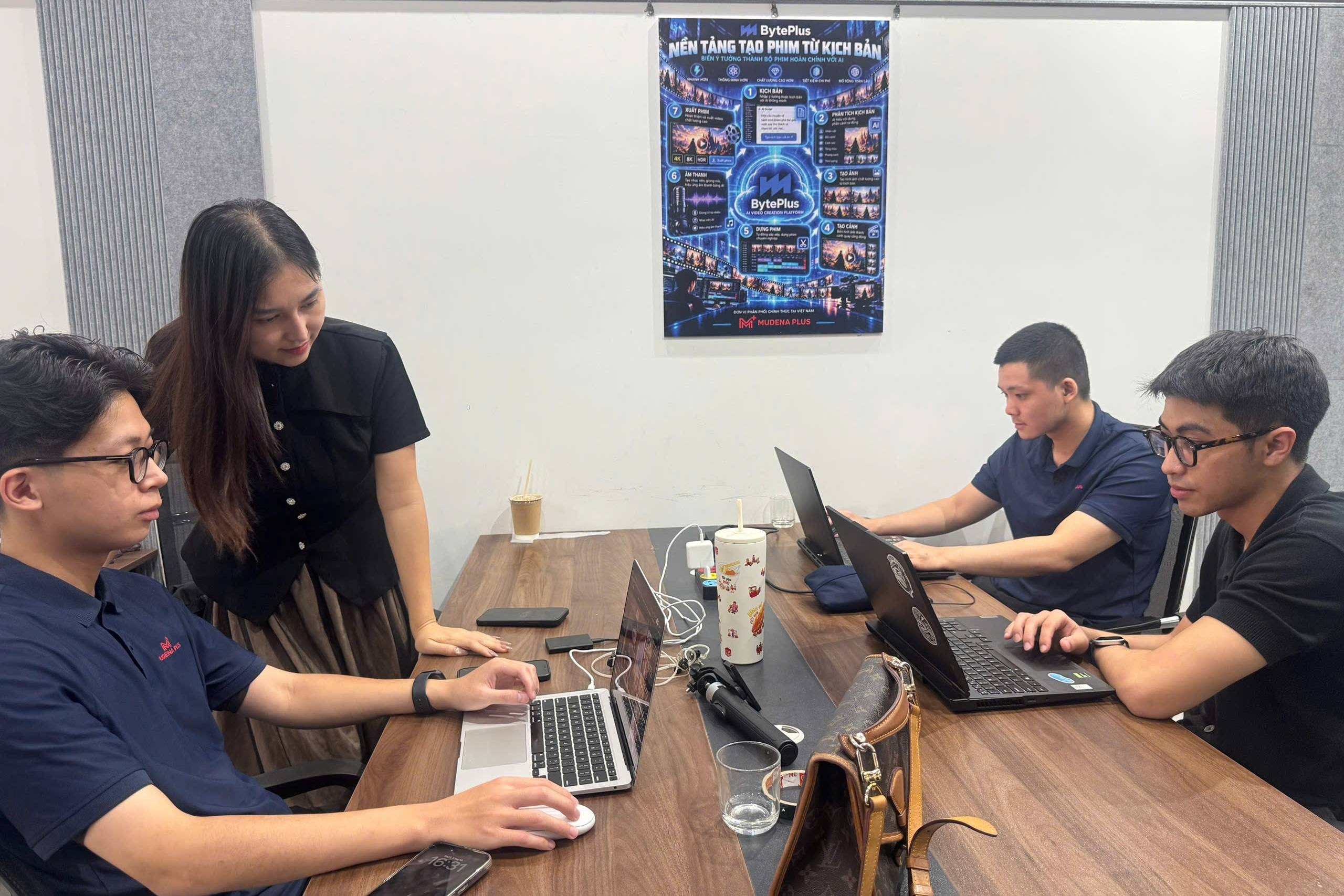 Từ kế toán đến đạo diễn: Xưởng phim AI lật lại luật chơi