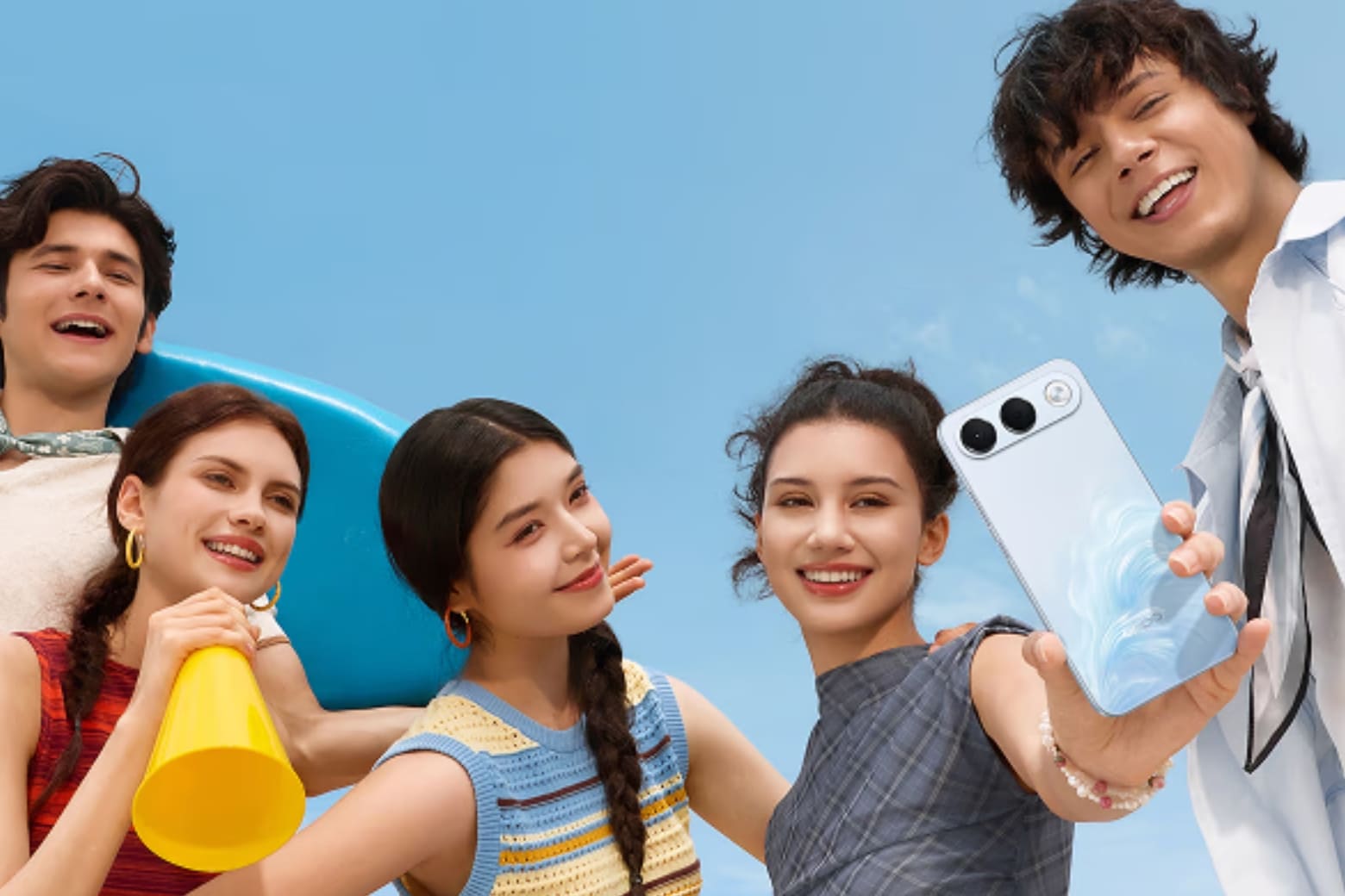 OPPO A7 Pro đối đầu iPhone Air: nên chọn điện thoại nào?