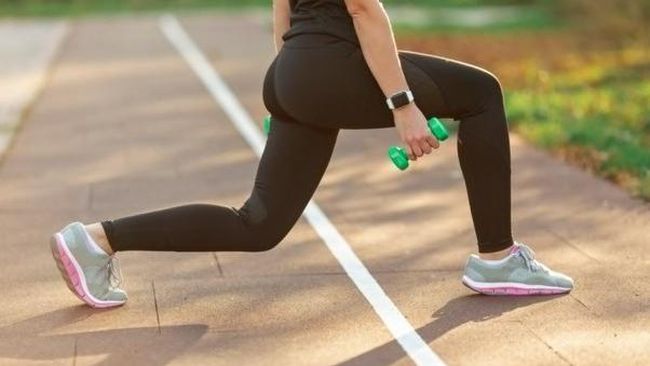 Hướng dẫn hoàn chỉnh tập mông và chân: kỹ thuật, bài tập và lỗi cần tránh