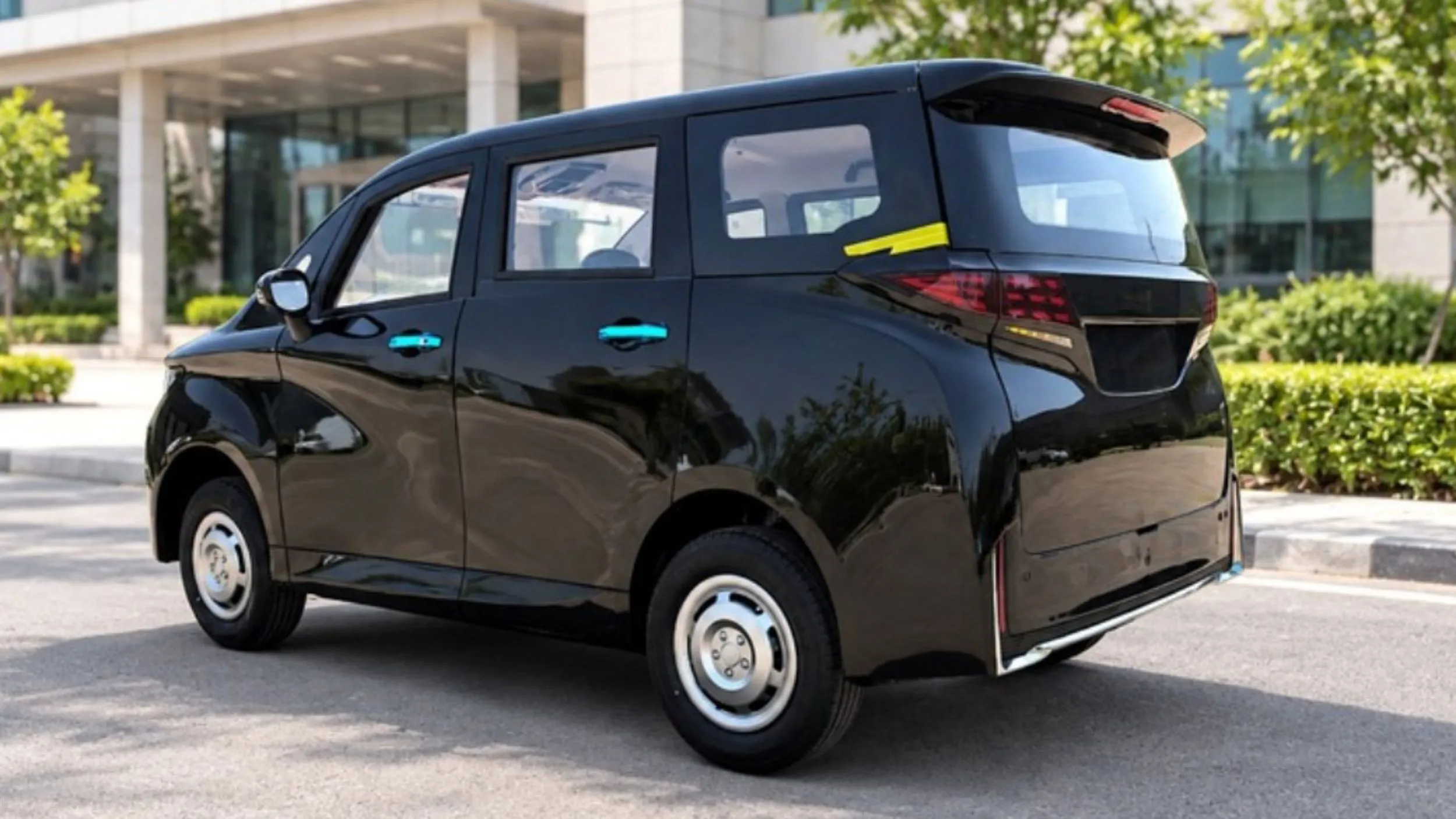 Toyota Alphard vs Vellfire: MPV Kembar Mana Lebih Berbaloi?