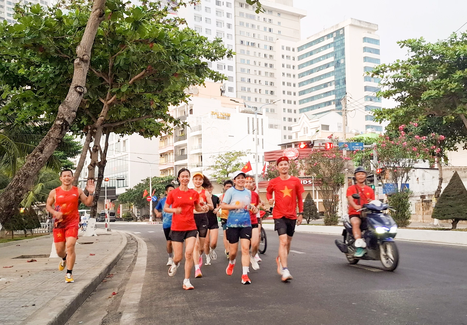 UpRace: phong trào chạy bộ cộng đồng vì sức khỏe và từ thiện