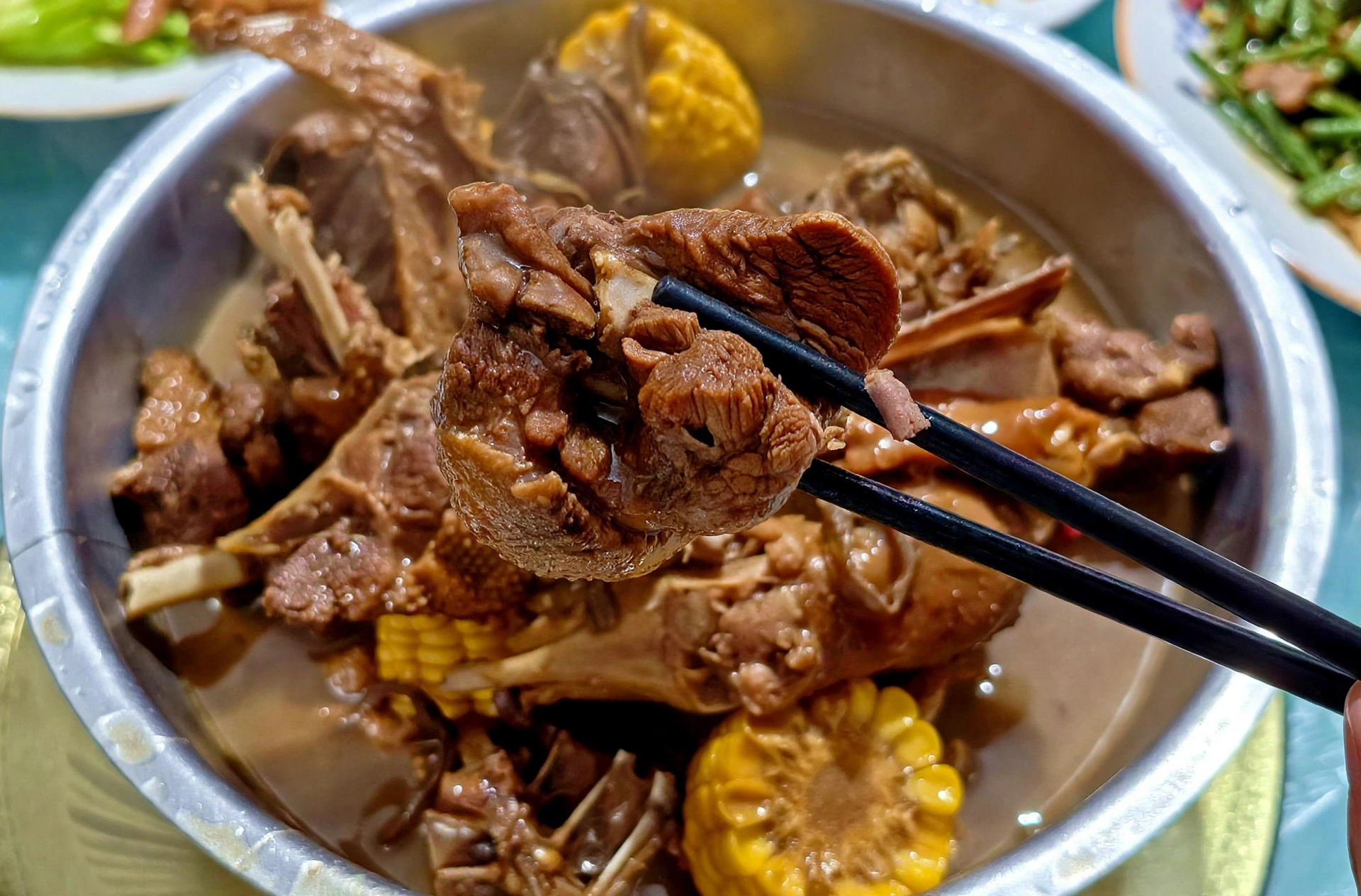 Thịt nào giàu protein hơn gà vịt nhưng rẻ hơn bò?
