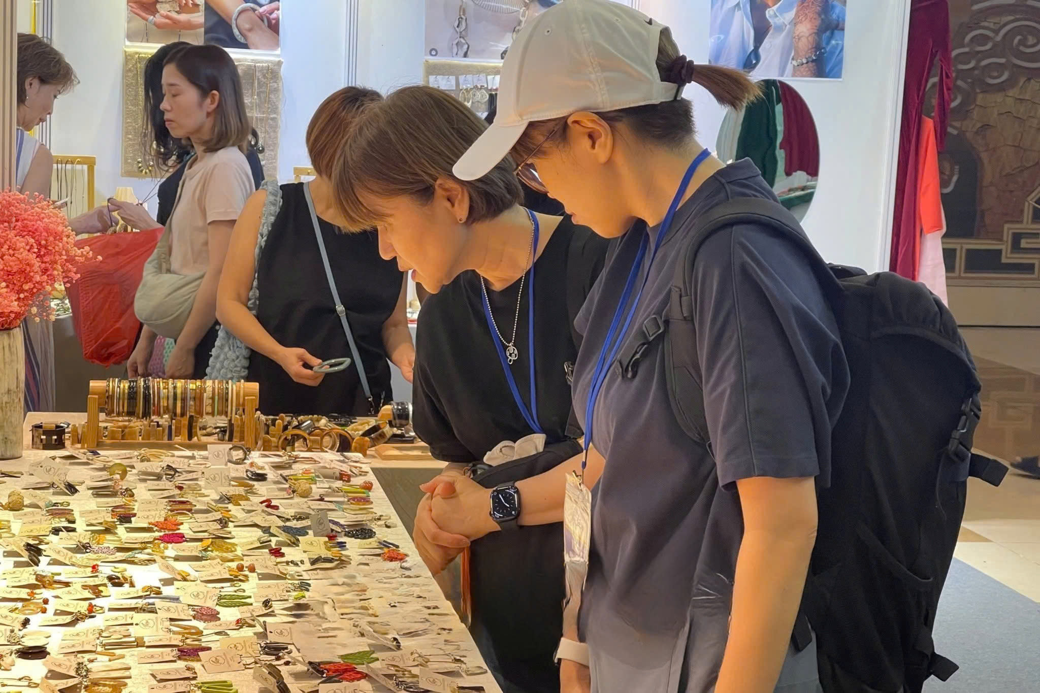 Hanoi Giftshow: 500 gian hàng thủ công mỹ nghệ mở rộng cửa ra thế giới