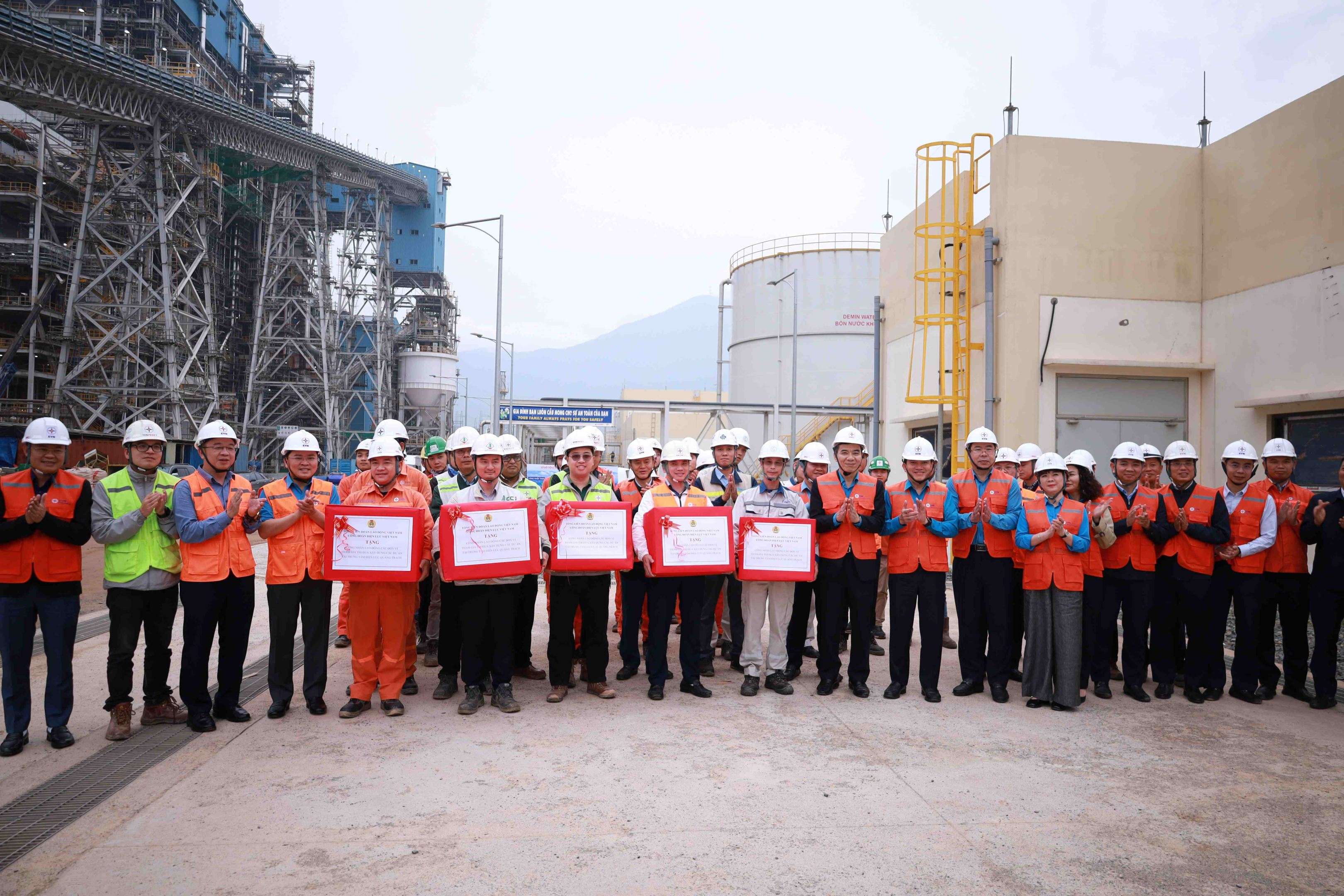 Quảng Ninh kích hoạt thi đua 90 ngày để về đích giải ngân 100% vốn đầu tư công
