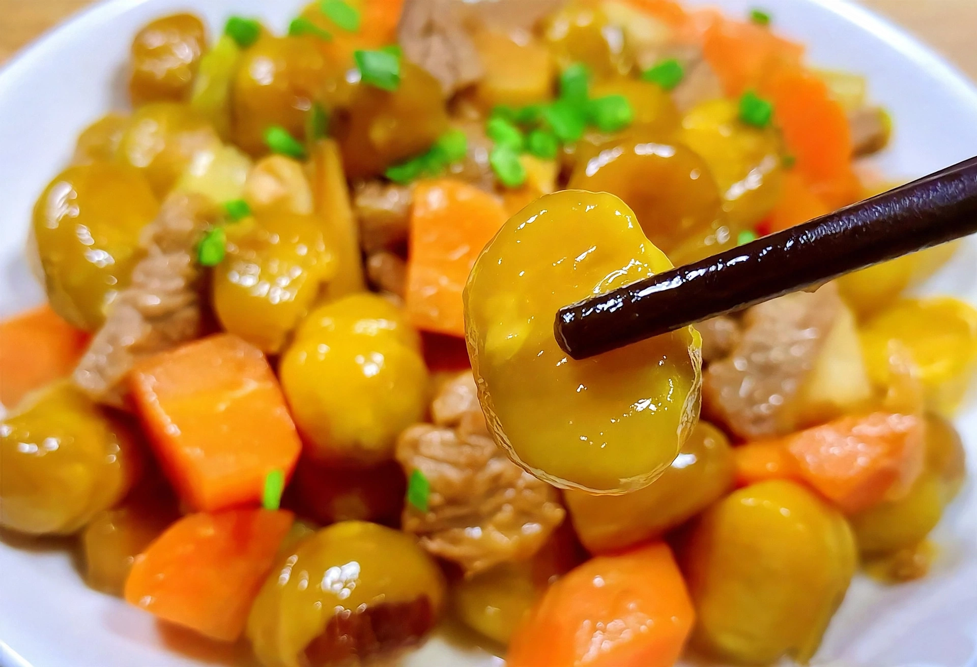 Thịt nào giàu protein hơn gà vịt nhưng rẻ hơn bò?