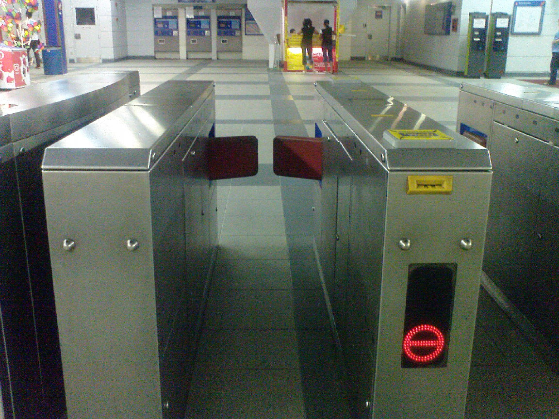 Mengapa Sistem Metro Eropah Rasa Berbeza Untuk Pengguna Kita
