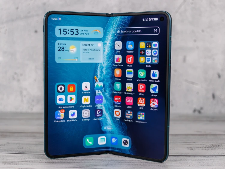 Vivo X Fold6 có thực sự đáng mua khi so với Galaxy Z Fold 8?
